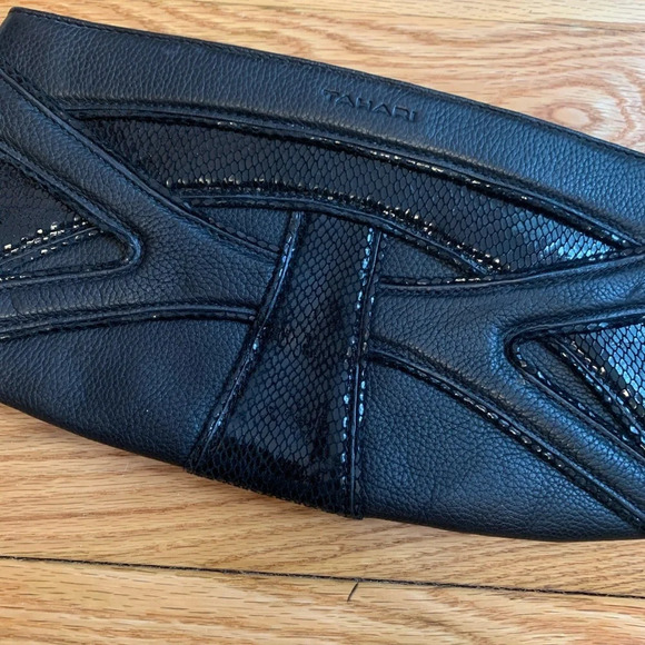 Tahari Clutch - Picture 2 of 7